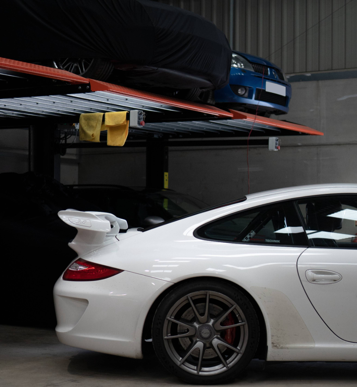 HIGH-QUALITY CAR STORAGE NEAR ME - Broxbourne, Ware, Buntingford, Hertfordshire